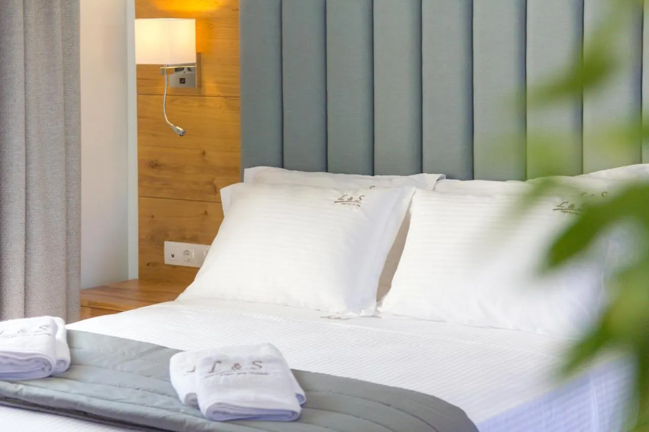 Apartamento Leon Villas Nikiti