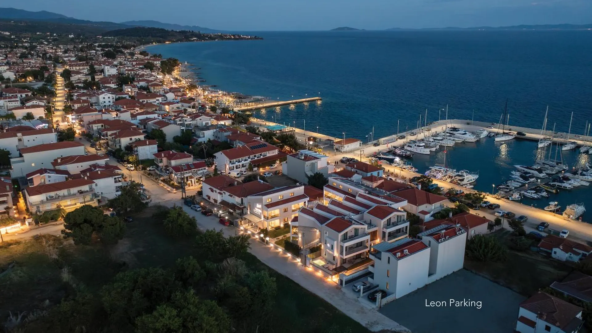 Apartment Leon Villas Nikiti