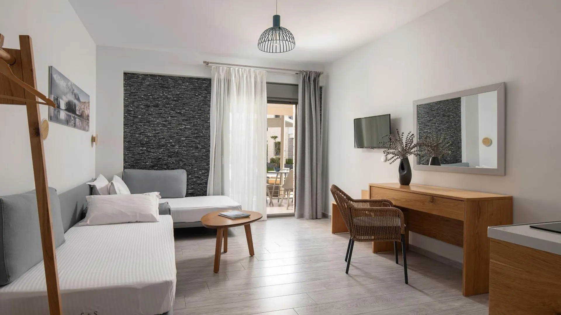 Leon Villas Nikiti  0*, Nikiti (Sithonia) Greece
